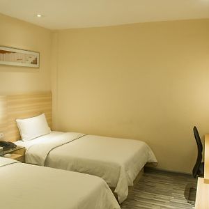 Standard Without Window Twin Room